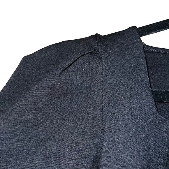 FOREVER 21 Black Corset Style Blouse W/ Shoulder Pads Size Medium - Picture 4 of 6